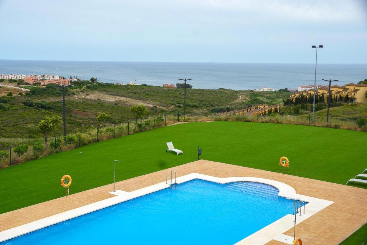 Small Oasis Nelson Mandela Apartment With Sea View, Two Bedrooms, Parking, Terrace And Pool 马尼尔瓦 外观 照片